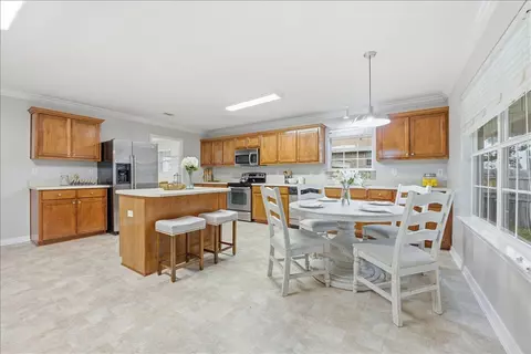 Kitchen - 310 Sidewinder Loop, Crestview, FL 32536 photo 1 of 2