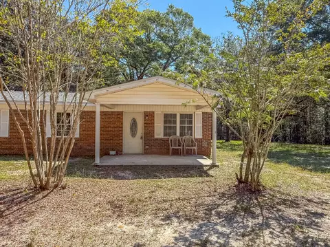 Exterior - 5703 Old River Rd, Baker, FL 32531 photo 8 of 16