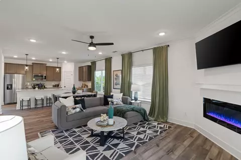 Living - 579 Bluebeech St, Freeport, FL 32439 photo 1 of 3