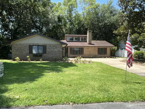 605 Sailboat Dr, Niceville, FL 32578