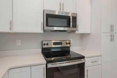 Kitchen - 416 Date Palm Ln, Freeport, FL 32439 photo 5 of 5