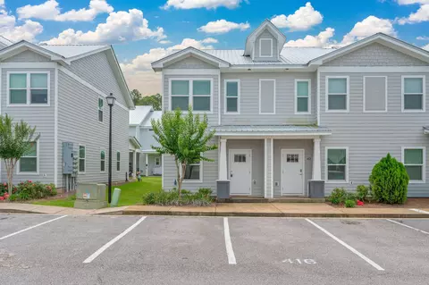 416 Date Palm Ln, Freeport, FL 32439