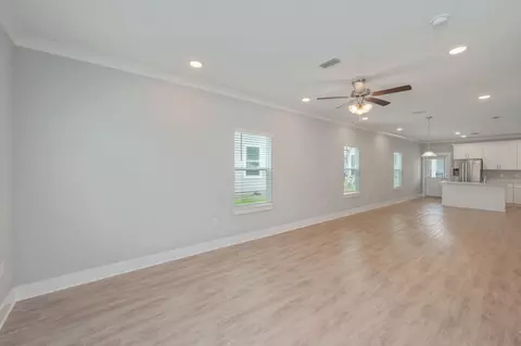 Living - 416 Date Palm Ln, Freeport, FL 32439 photo 1 of 5