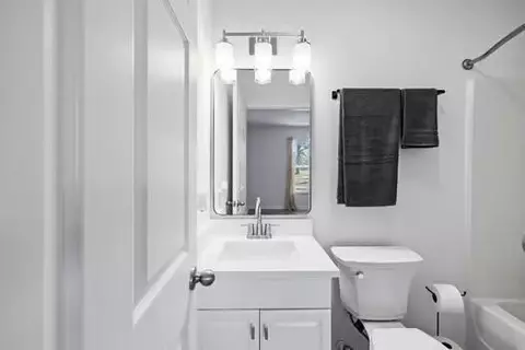Bath - 30 Lowery Rd, Freeport, FL 32439 photo 1 of 4
