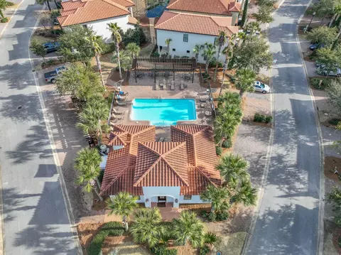 View/Area - 1966 Baytowne Loop, Miramar Beach, FL 32550 photo 2 of 3