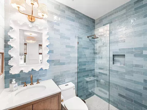 Bath - 322 Jack Knife Dr, Watersound, FL 32461 photo 3 of 5