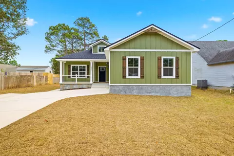 1854 Wheeler Rd, Gulf Breeze, FL 32563