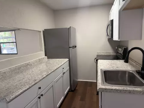 Kitchen - 5410 Malcolm Tucker Ave, Crestview, FL 32536 photo 1 of 2