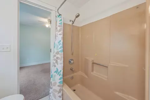 Bath - 110 Eagle Ct, Crestview, FL 32539 photo 7 of 7