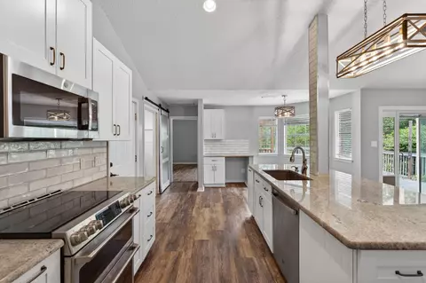 Kitchen - 5605 Richmond Ct, Pace, FL 32571 photo 3 of 6