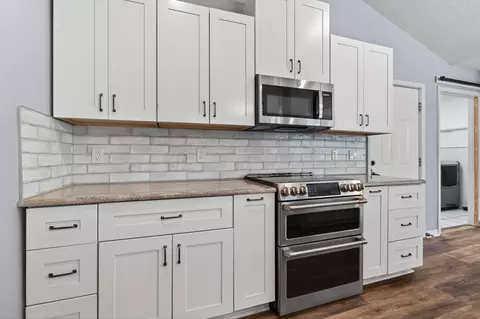 Kitchen - 5605 Richmond Ct, Pace, FL 32571 photo 6 of 6