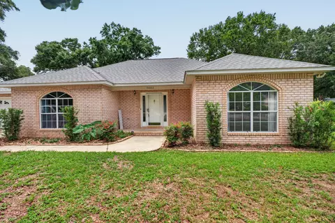 5605 Richmond Ct, Pace, FL 32571