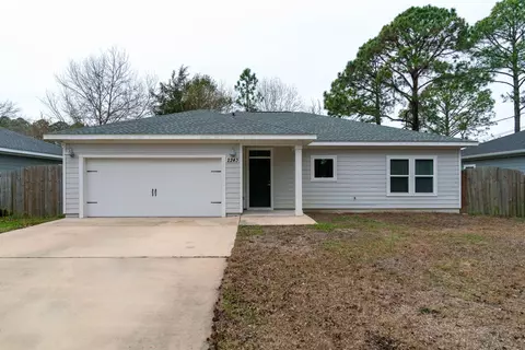2243 N Wind Trace Rd, Navarre, FL 32566