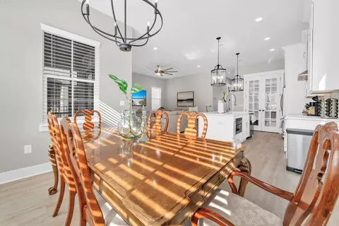Dining - 1963 Baytowne Loop, Miramar Beach, FL 32550 photo 3 of 3