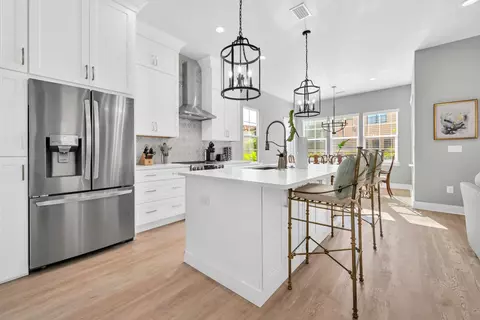 Kitchen - 1963 Baytowne Loop, Miramar Beach, FL 32550 photo 1 of 6