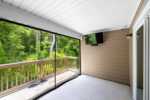 Exterior - 460 Riverwalk Cir, Freeport, FL 32439 photo 3 of 5