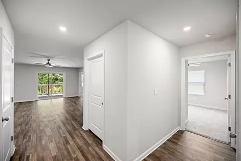 Entry Way - 460 Riverwalk Cir, Freeport, FL 32439 photo 4 of 5
