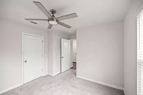 Bedroom - 460 Riverwalk Cir, Freeport, FL 32439 photo 6 of 6