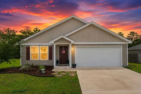170 Mikaela Ave, Defuniak Springs, FL 32433