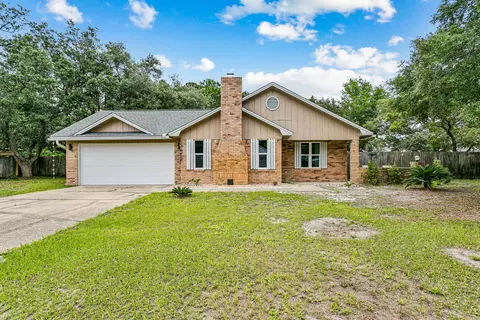 2182 Calle De Cantabria, Navarre, FL 32566
