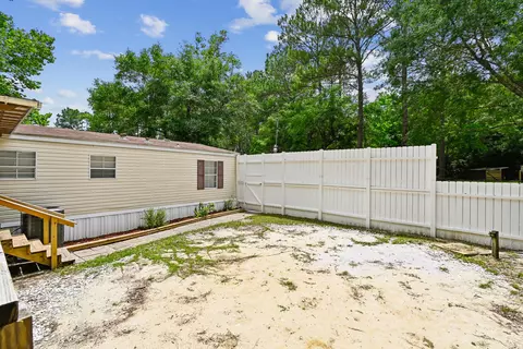 24 Oak Pl, Freeport, FL 32439 photo 7
