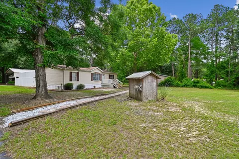 24 Oak Pl, Freeport, FL 32439 photo 2