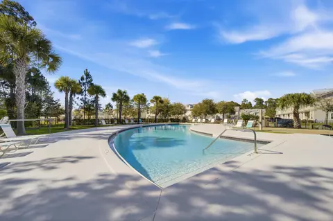 Exterior - 284 Date Palm Ln, Freeport, FL 32439 photo 9 of 14