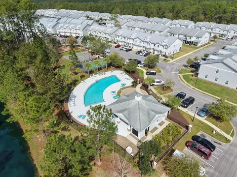 View/Area - 284 Date Palm Ln, Freeport, FL 32439 photo 9 of 12
