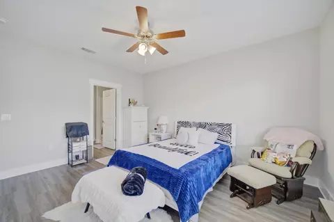 Bedroom - 284 Date Palm Ln, Freeport, FL 32439 photo 8 of 10