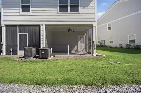 Exterior - 284 Date Palm Ln, Freeport, FL 32439 photo 7 of 14