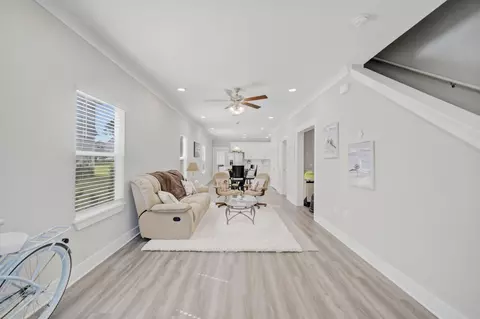 Entry Way - 284 Date Palm Ln, Freeport, FL 32439 photo 2 of 4