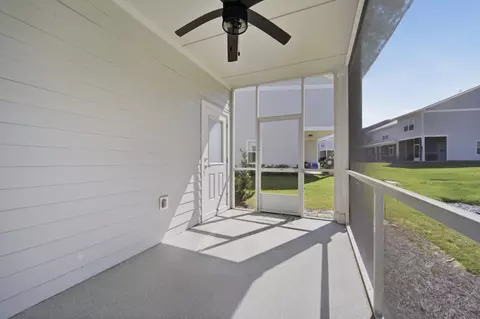 Exterior - 284 Date Palm Ln, Freeport, FL 32439 photo 4 of 14