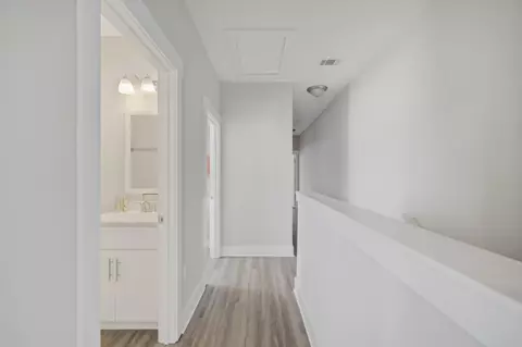 Entry Way - 284 Date Palm Ln, Freeport, FL 32439 photo 3 of 4