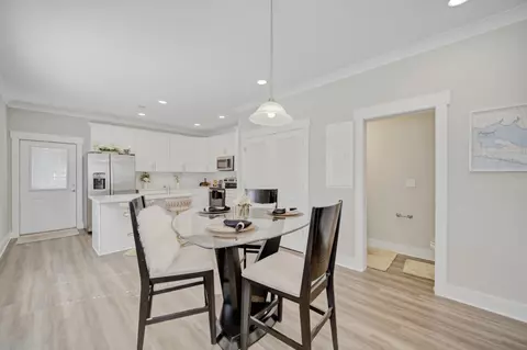 Dining - 284 Date Palm Ln, Freeport, FL 32439 photo 1 of 2