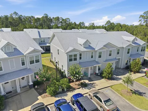 View/Area - 284 Date Palm Ln, Freeport, FL 32439 photo 1 of 12