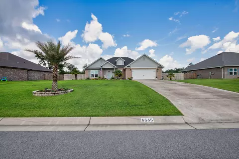 6565 Cedar Key Dr, Milton, FL 32570