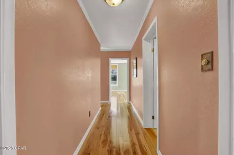 Entry Way - 672 Main St, Chipley, FL 32428 photo 3 of 3