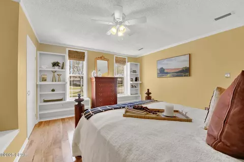 Bedroom - 672 Main St, Chipley, FL 32428 photo 5 of 9