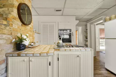 Kitchen - 672 Main St, Chipley, FL 32428 photo 1 of 11