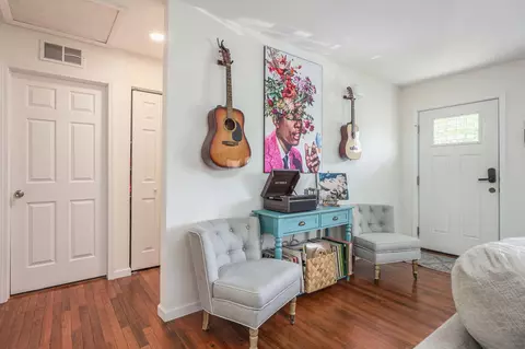 Entry Way - 161 W North Ave, Crestview, FL 32536 photo 1 of 1