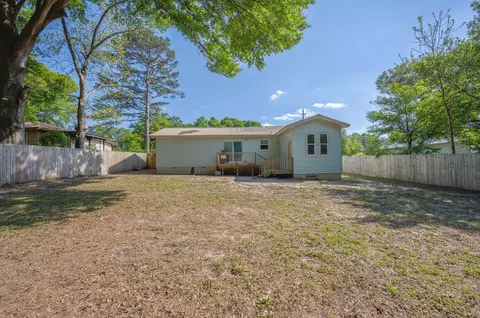Exterior - 161 W North Ave, Crestview, FL 32536 photo 6 of 13