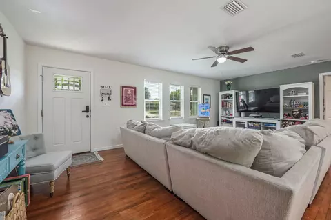 Other - 161 W North Ave, Crestview, FL 32536 photo 3 of 10