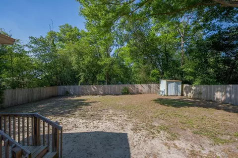 Exterior - 161 W North Ave, Crestview, FL 32536 photo 13 of 13
