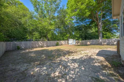 Exterior - 161 W North Ave, Crestview, FL 32536 photo 8 of 13