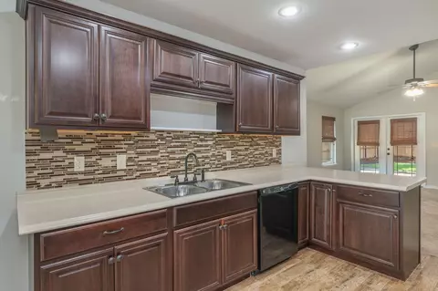Kitchen - 153 Shady Ln, Crestview, FL 32536 photo 2 of 6