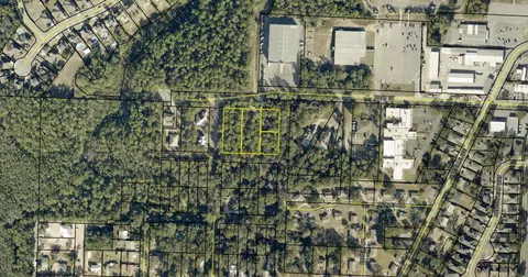 301 Hart St, Niceville, FL 32578