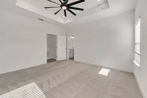 Bedroom - 161 Blooming Cv, Crestview, FL 32539 photo 2 of 5