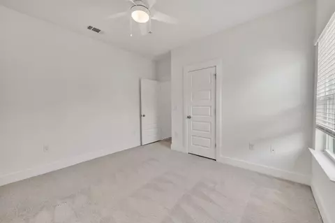 Bedroom - 161 Blooming Cv, Crestview, FL 32539 photo 4 of 5