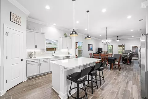 Kitchen - 101 Hydrangea Blvd, Freeport, FL 32439 photo 4 of 8