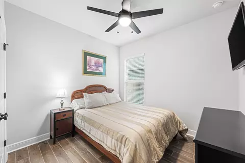 Bedroom - 101 Hydrangea Blvd, Freeport, FL 32439 photo 4 of 5